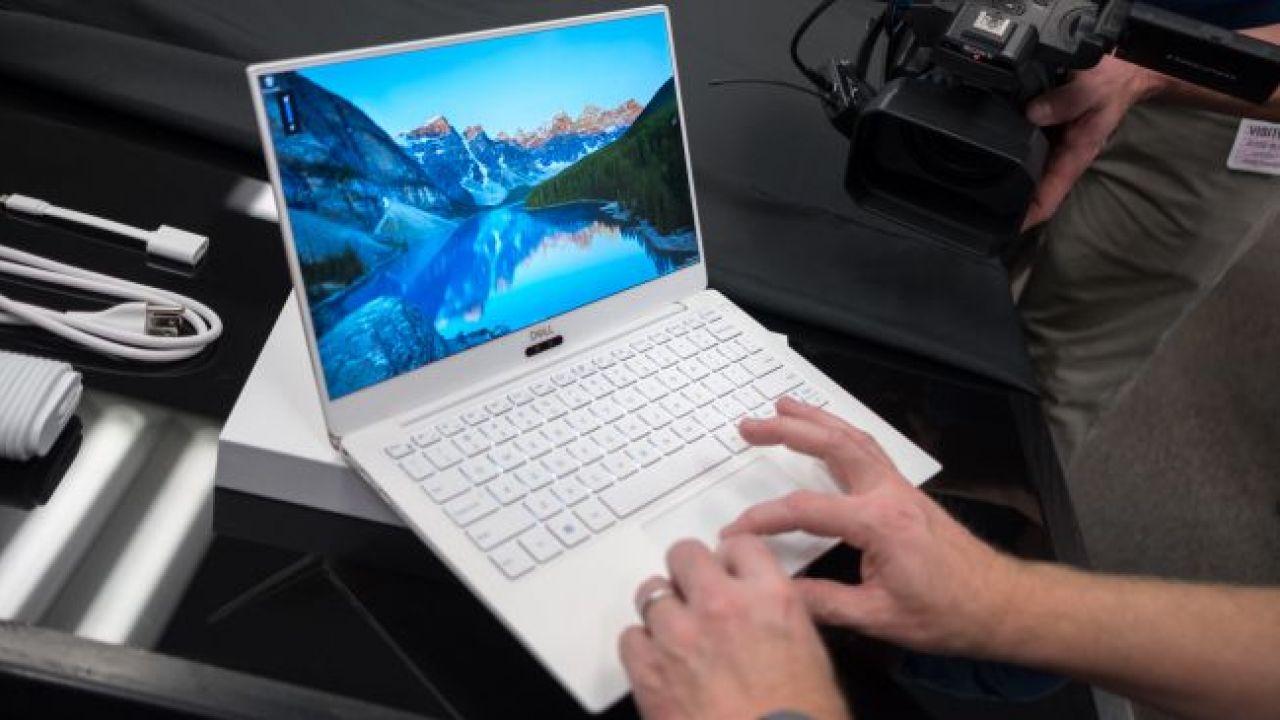 Dell XPS 13 versione 2018: arrivano le prime immagini e caratteristiche