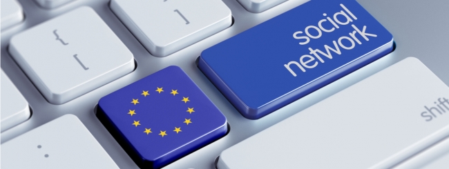 La Commissione Ue indaga sugli algoritmi di Facebook & Co per combattere le fake news