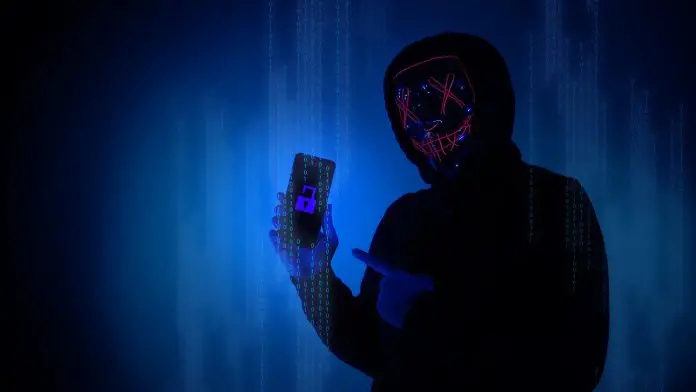 Smishing: si contano 100.000 attacchi al giorno nel 2022