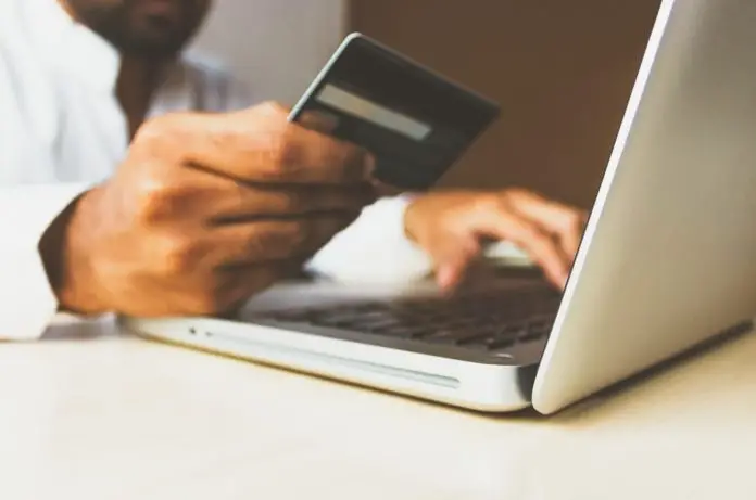 Piccoli e-shop vs colossi e-commerce